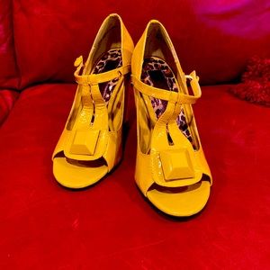 Yellow heels